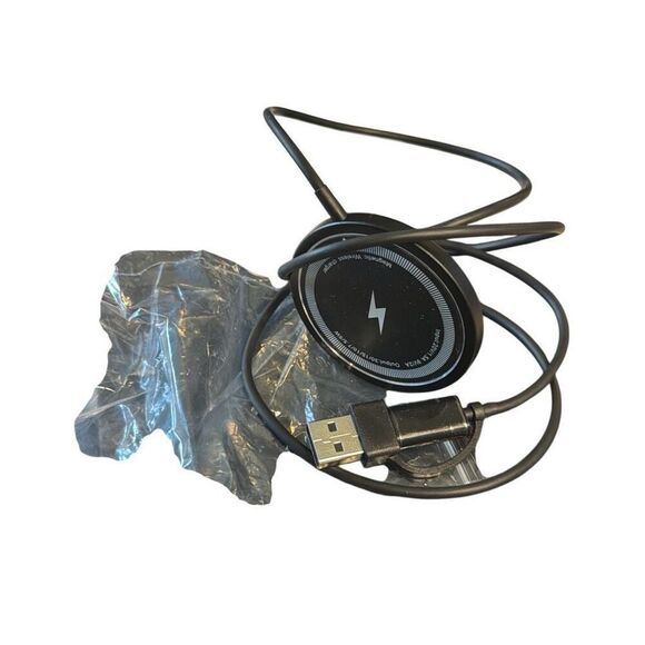 Magnetic Cellphone charger USB And type c - Picture 4 of 5